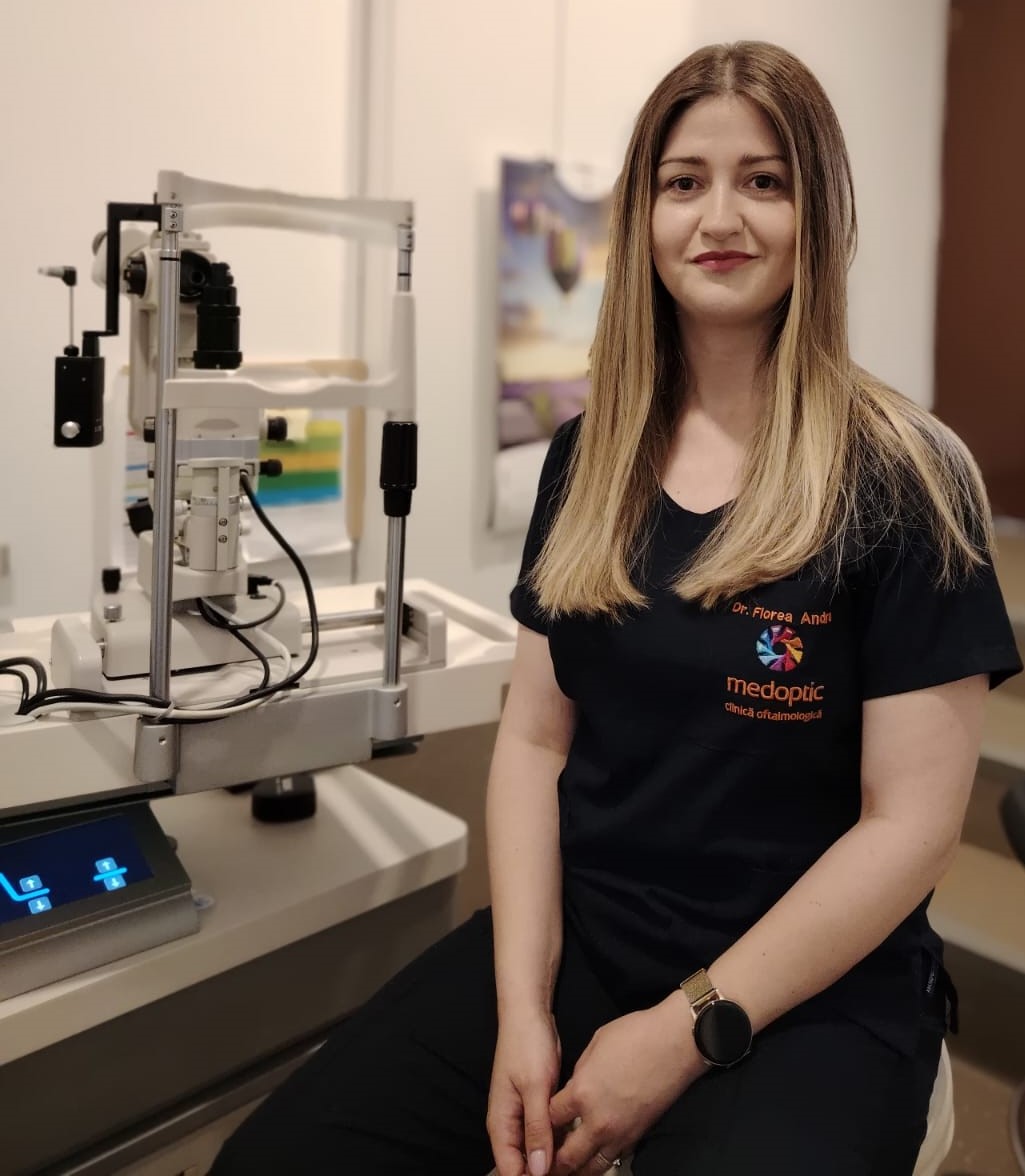 Dr. Andra Florea medic primar oftalmologie 1